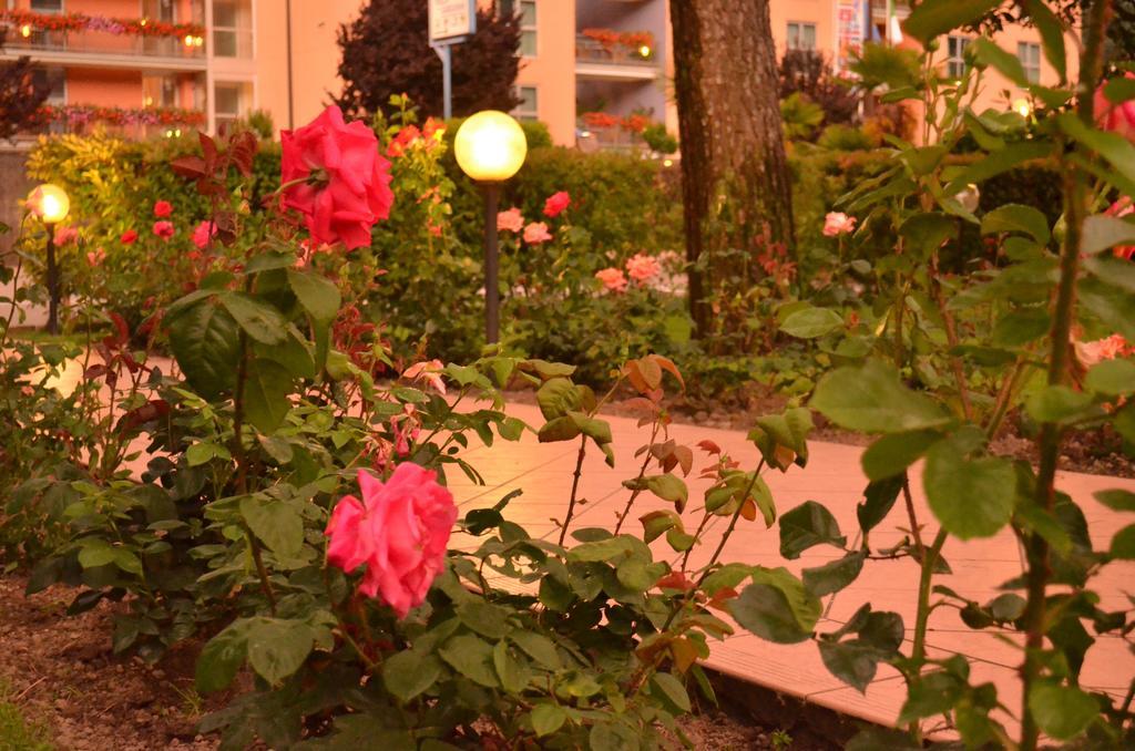 Sunlake Hotel Рива-дель-Гарда Экстерьер фото